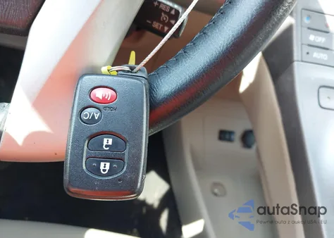 2013 Toyota Prius Four from USA, damaged, VIN JTDKN3DUXD1685097